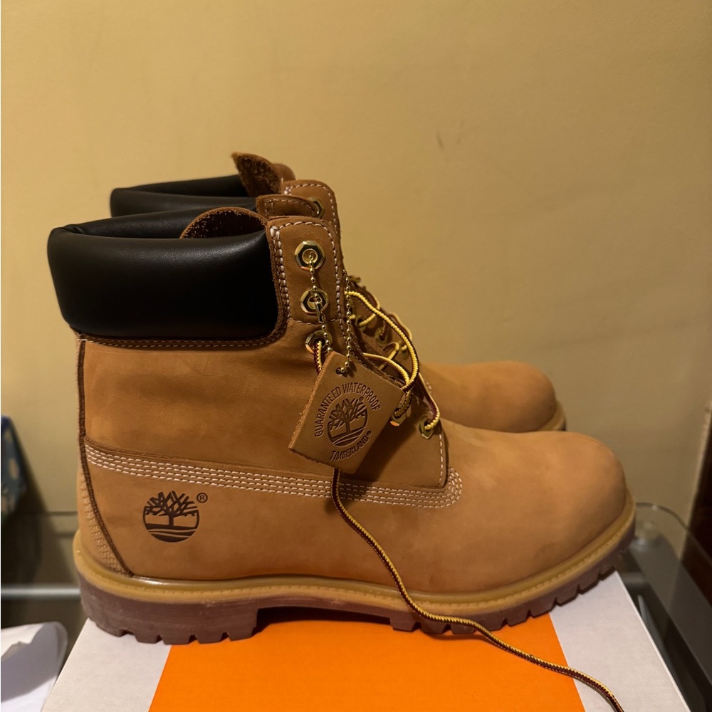Timberland Men's 6-Inch Premium Boots Size 10.5